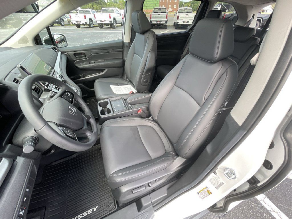 Used 2026 Honda Odyssey EX-L image 19
