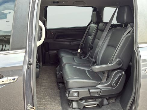 Used 2022 Honda Odyssey Touring image 16