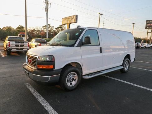 Used 2024 GMC Savana 2500 w/ Driver Convenience Package RWD image 4