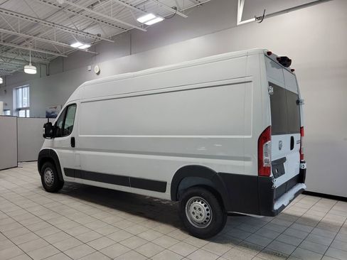 Used 2024 RAM ProMaster 2500 image 3