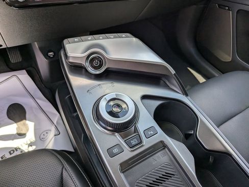 Certified 2022 Kia EV6 Wind w/ Wind Technology Package AWD/4WD image 25