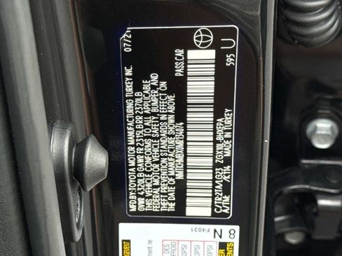 Used 2021 Toyota C-HR Limited image 30