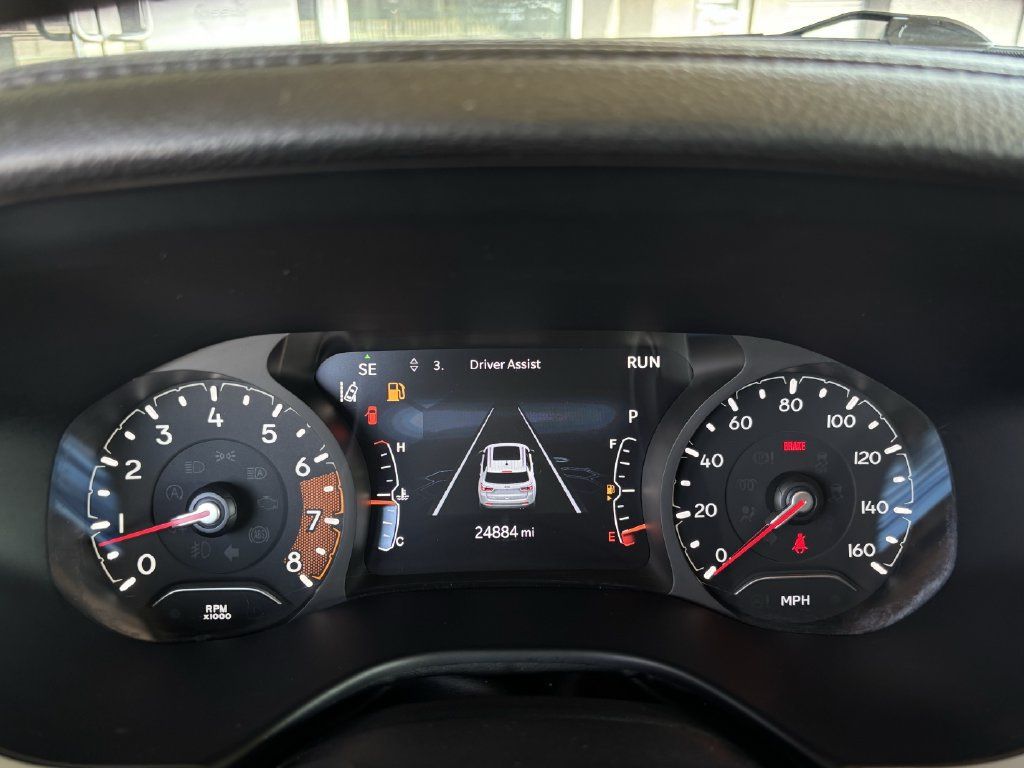 Used 2023 Jeep Compass Limited w/ Elite Group AWD/4WD image 13