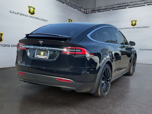 Used 2018 Tesla Model X 75D AWD/4WD image 4