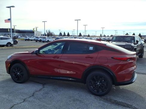 New 2026 Buick Envista Sport Touring image 9