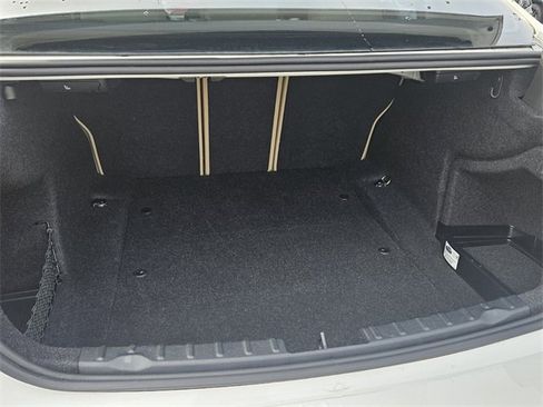 Used 2017 BMW 330i Sedan image 6