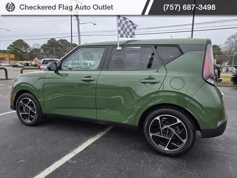 Used 2023 Kia Soul EX image 4