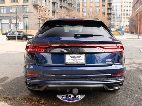 Used 2021 Audi Q8 Premium Plus w/ Premium Plus Package image 6