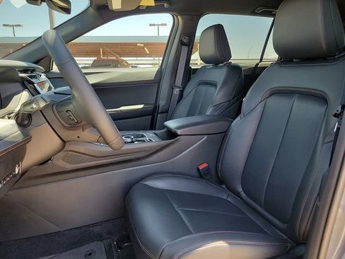 Used 2026 Jeep Cherokee Limited AWD/4WD image 12