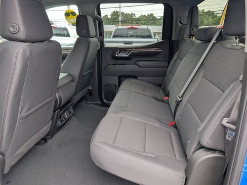 New 2025 Chevrolet Silverado 1500 LT AWD/4WD image 11