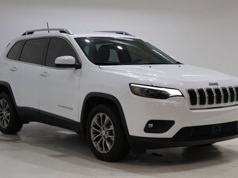 Used 2021 Jeep Cherokee Latitude Plus FWD image 1
