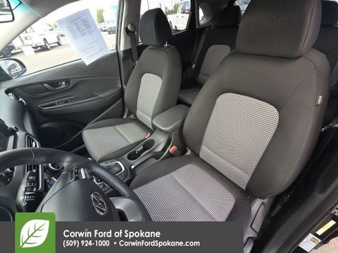 Used 2020 Hyundai Kona SEL AWD/4WD image 15