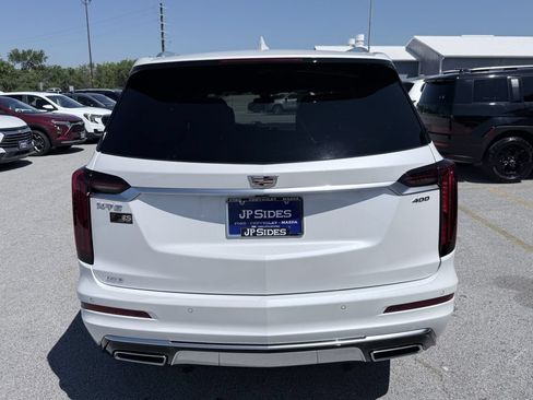 Used 2025 Cadillac XT6 Premium Luxury AWD/4WD image 6