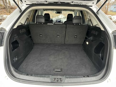 Used 2024 Ford Edge SEL image 18