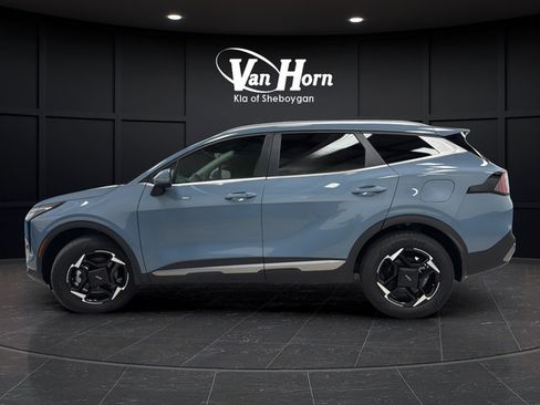Used 2026 Kia Sportage EX AWD/4WD image 4