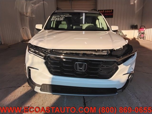 Used 2025 Honda Pilot Touring image 7