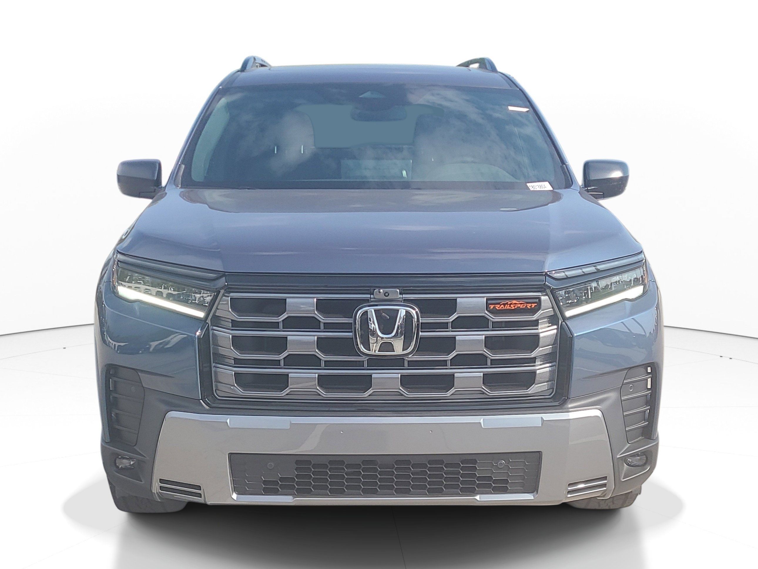 Used 2026 Honda Pilot TrailSport image 3