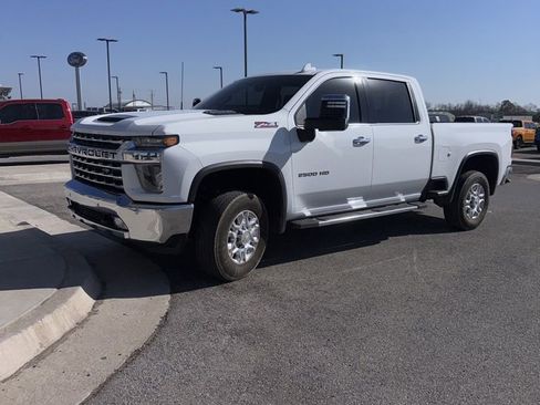 Used 2022 Chevrolet Silverado 2500 LTZ w/ LTZ Plus Package image 2