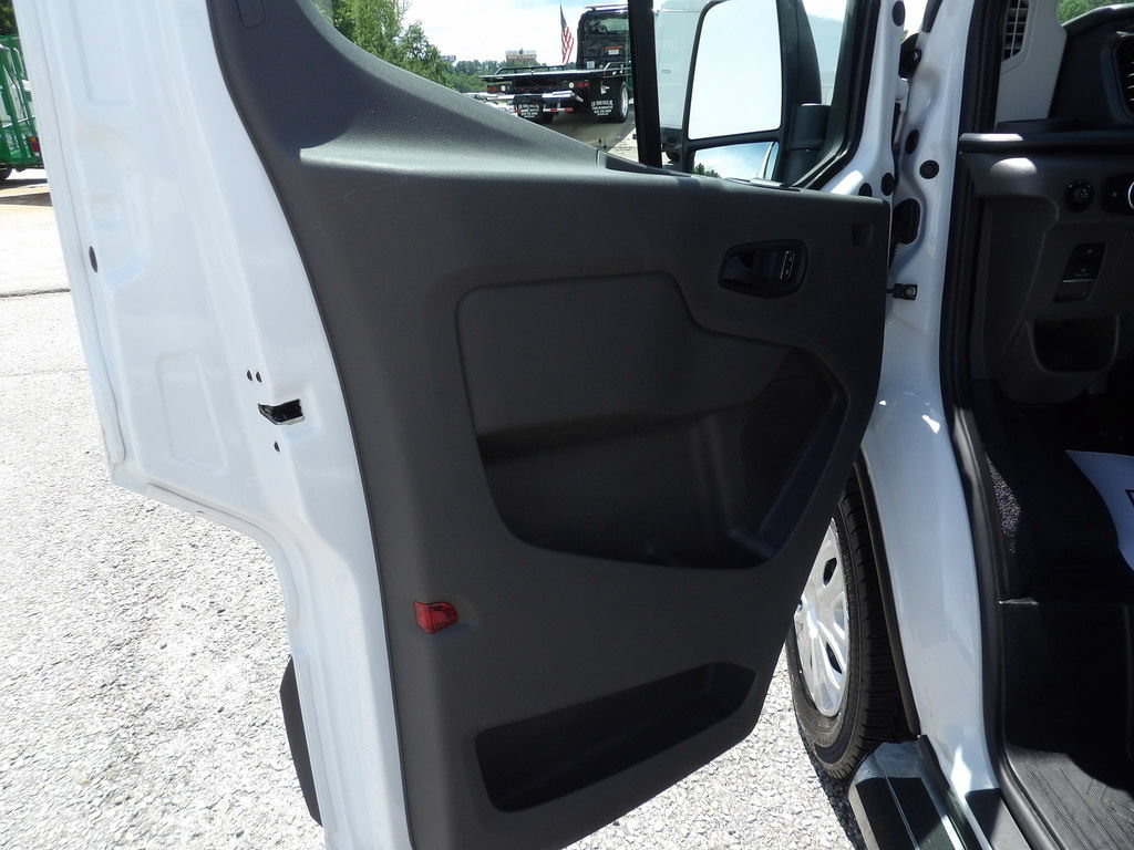 Used 2025 Ford Transit 250 Low Roof w/ Exterior Upgrade Package RWD image 14