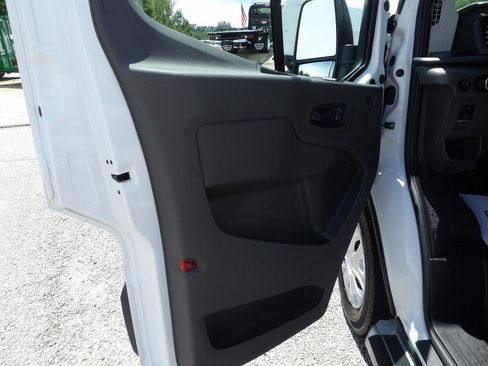 Used 2025 Ford Transit 250 Low Roof w/ Exterior Upgrade Package RWD image 14