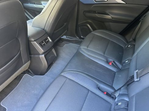 Used 2024 Chevrolet Equinox EV LT FWD image 15