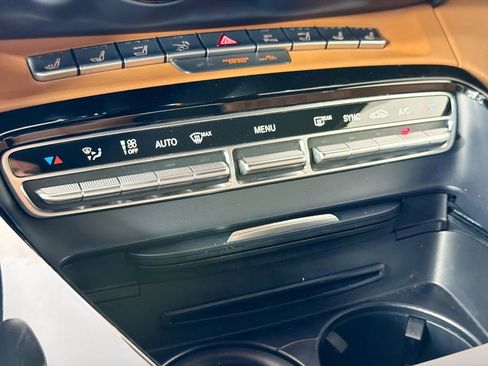 Used 2018 Mercedes-Benz AMG GT Roadster image 16