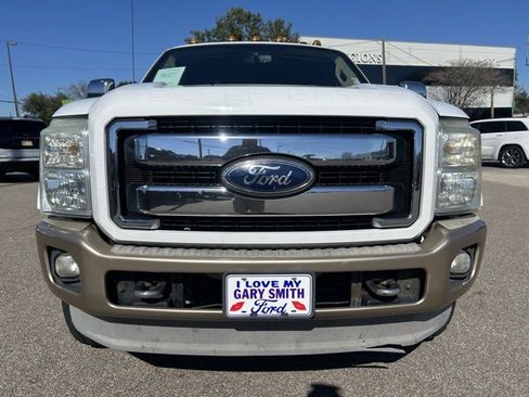 Used 2011 Ford F250 King Ranch w/ King Ranch w/Chrome Pkg image 3