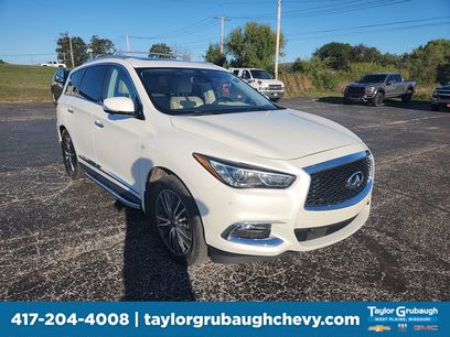 Used 2017 INFINITI QX60 Luxe w/ Deluxe Technology Package