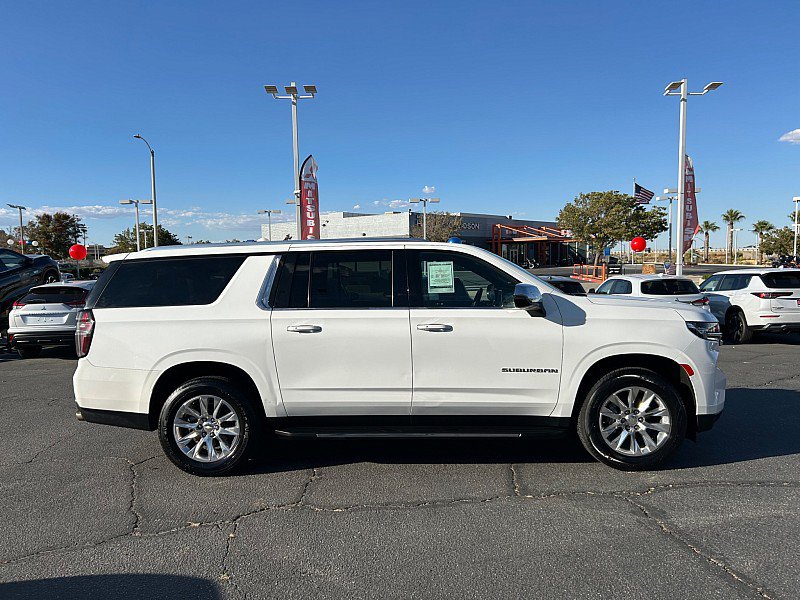 Used 2023 Chevrolet Suburban Premier RWD image 9