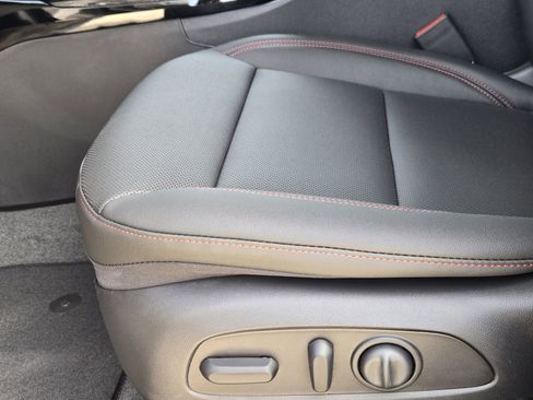 New 2026 Chevrolet Trax RS w/ Driver Confidence Package image 24