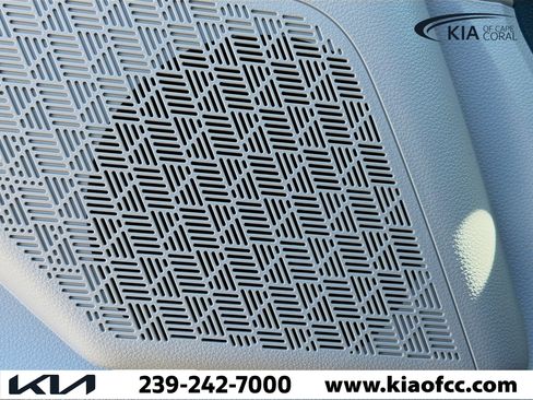 New 2026 Kia Carnival EX image 26