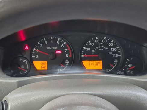 Used 2014 Nissan Frontier SV w/ SV Value Truck Package AWD/4WD image 22