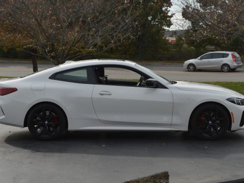 Used 2026 BMW 430i xDrive Coupe w/ M Sport Package image 12