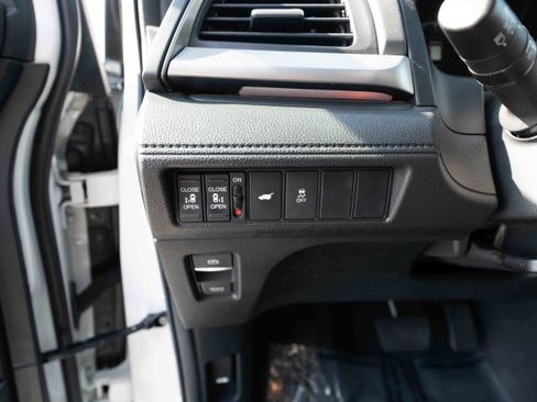 Used 2025 Honda Odyssey Sport-L image 11