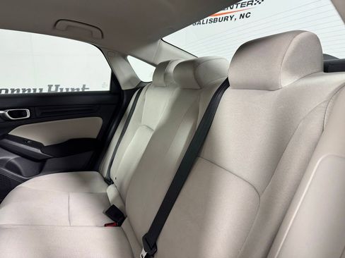 Used 2023 Honda Civic LX image 25