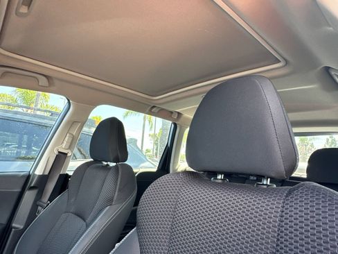 Used 2020 Subaru Forester Premium AWD/4WD image 3