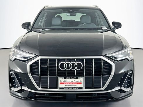 Used 2023 Audi Q3 2.0T Premium w/ Convenience Package AWD/4WD image 2