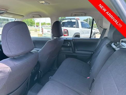 Used 2023 Toyota 4Runner TRD Off-Road Premium w/ Off Road Premium Plus Package AWD/4WD image 8