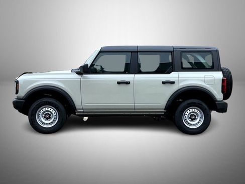 New 2025 Ford Bronco 4-Door image 8