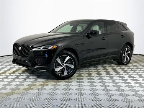 Used 2026 Jaguar F-PACE R-Dynamic S image 1