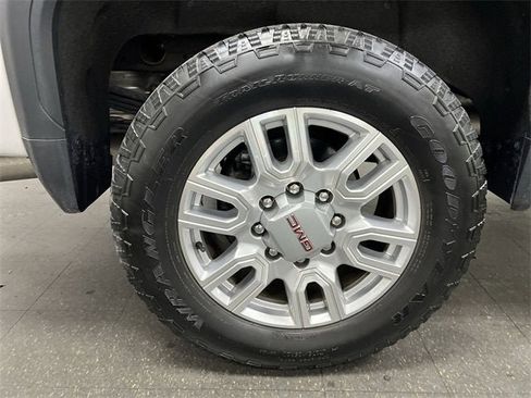 Certified 2024 GMC Sierra 2500 SLT w/ SLT Premium Package image 32