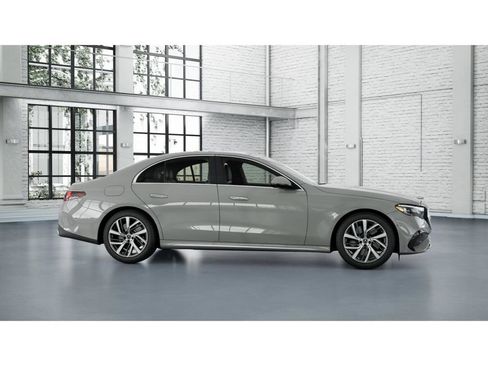 New 2027 Mercedes-Benz E 450 4MATIC Sedan image 15