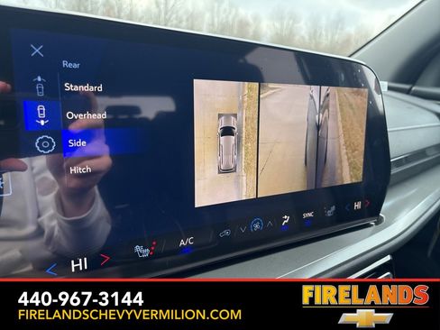 New 2026 Chevrolet Traverse LT w/ Driver Confidence Package image 32