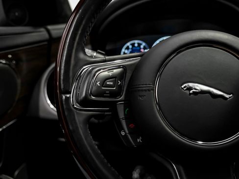 Used 2019 Jaguar XJ L Portfolio image 14