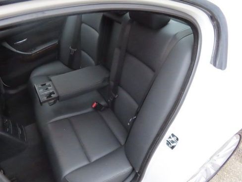 Used 2008 BMW 328i Sedan image 15