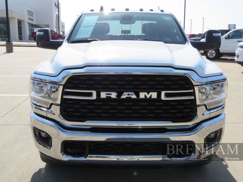 Used 2024 RAM 3500 Big Horn image 9