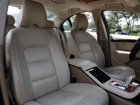 Used 2007 Volvo S80 3.2 FWD image 16