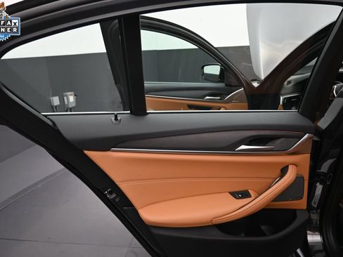 Certified 2023 BMW 540i w/ Premium Package RWD image 28