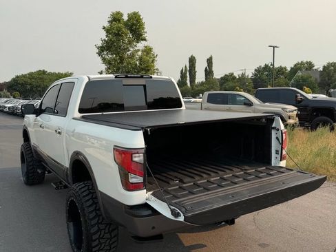 Used 2021 Nissan Titan Platinum Reserve w/ Moonroof Package AWD/4WD image 12