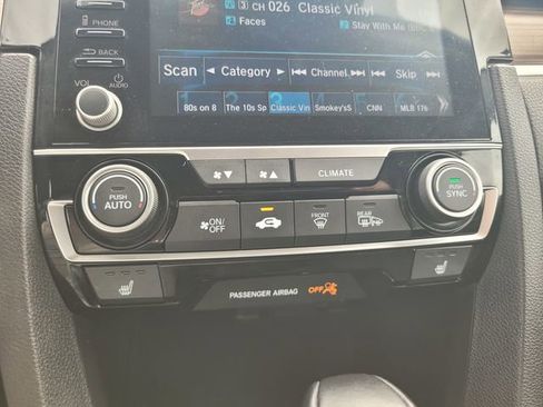 Used 2020 Honda Civic Touring image 25